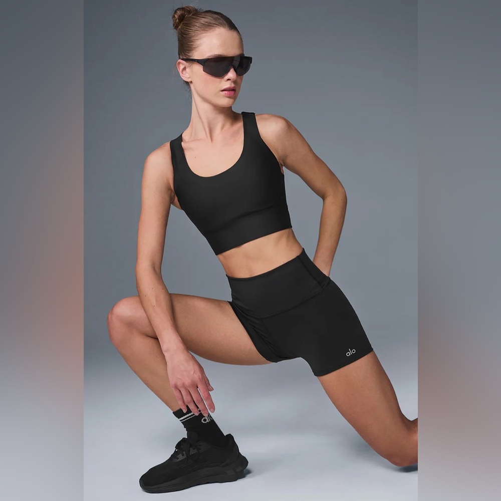 ALO Airlift Empower Bra 36C Black | High Support Sports Bra